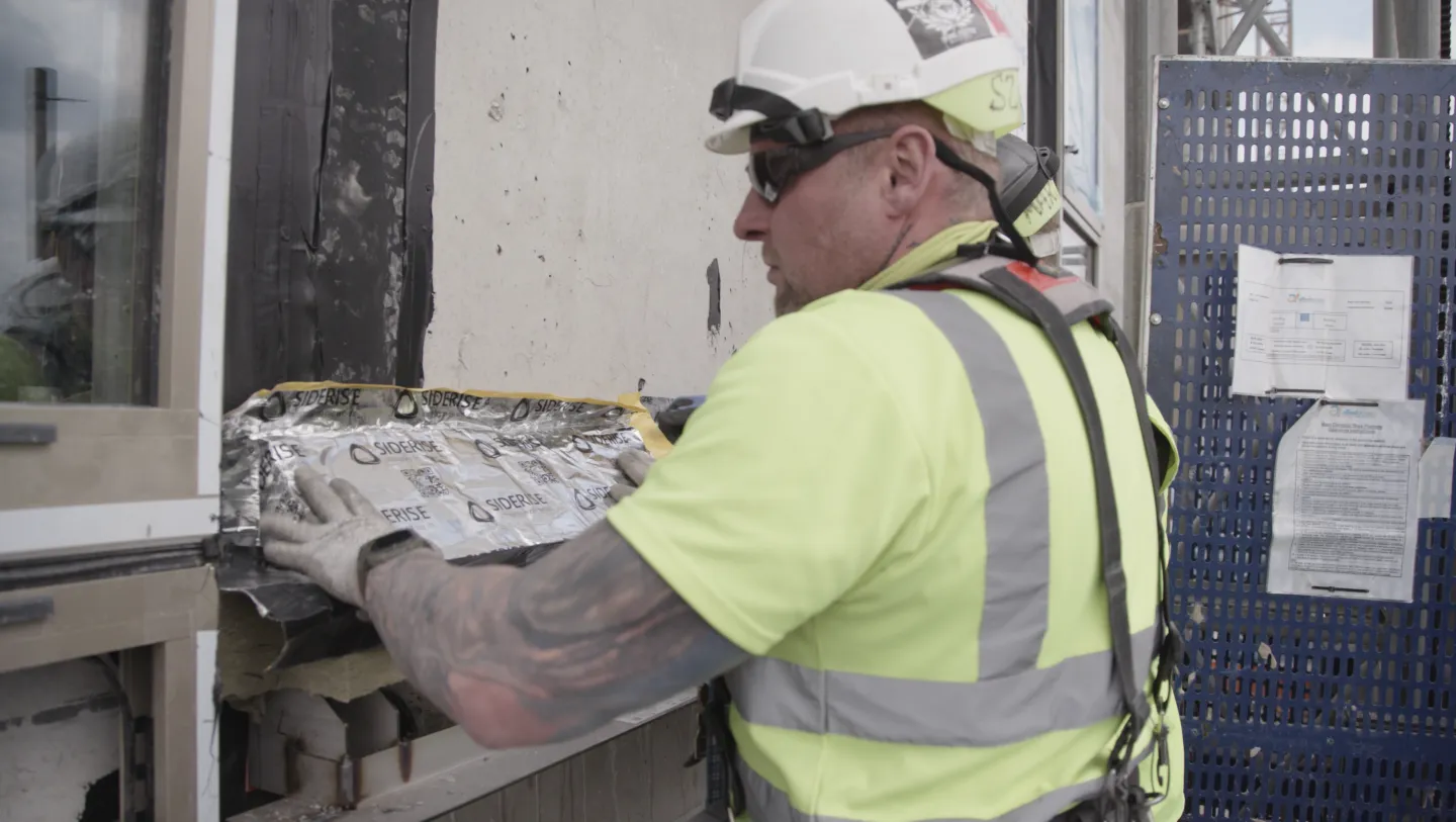 CT cavity Tray being installed at Anchorage Gateway in Salford