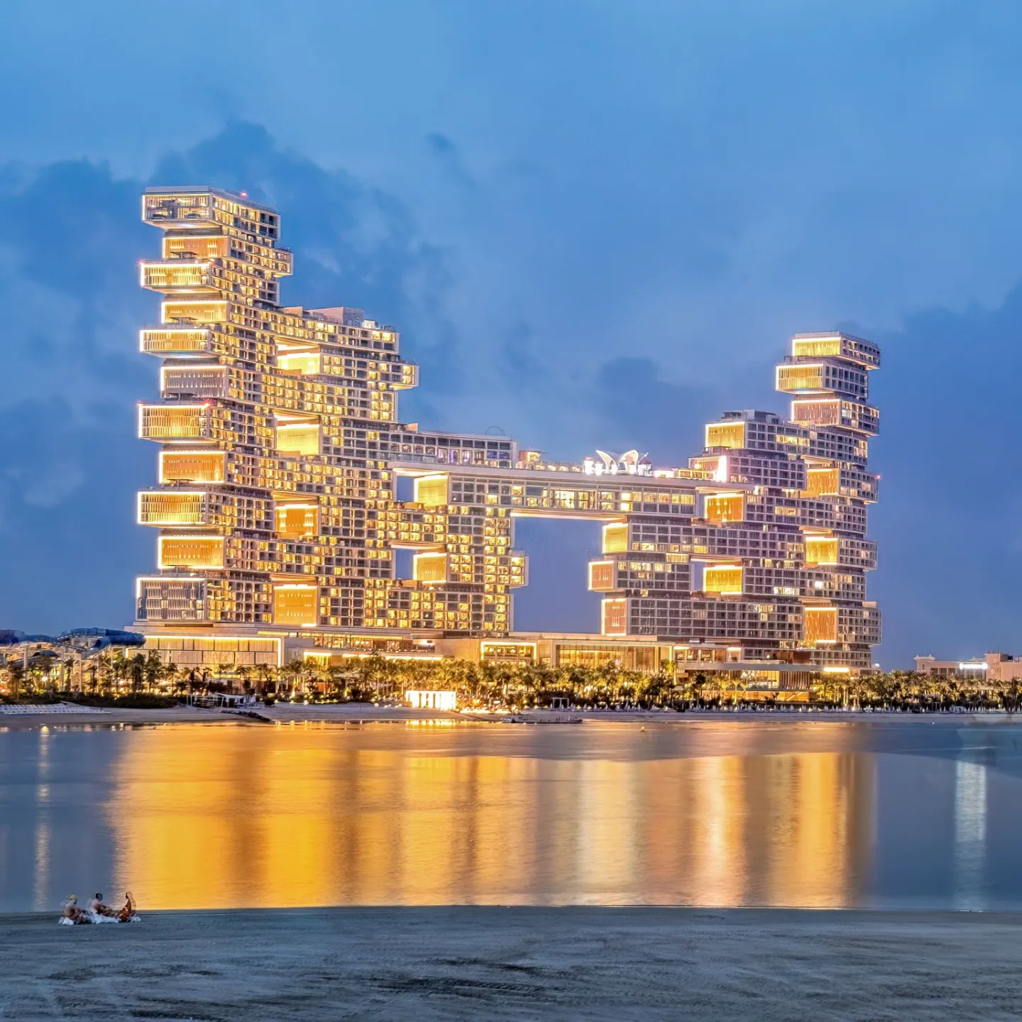 Image of the Royal Atlantis building