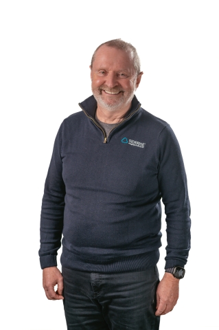 Image of Chris Hall