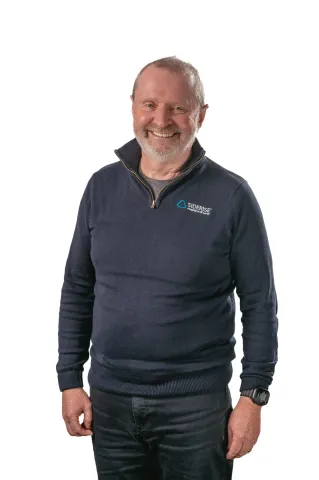 Image of Chris Hall