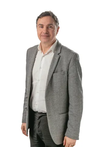 Image of Nick Evans