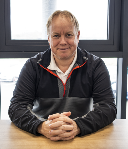 Image of Lee Hodgson
